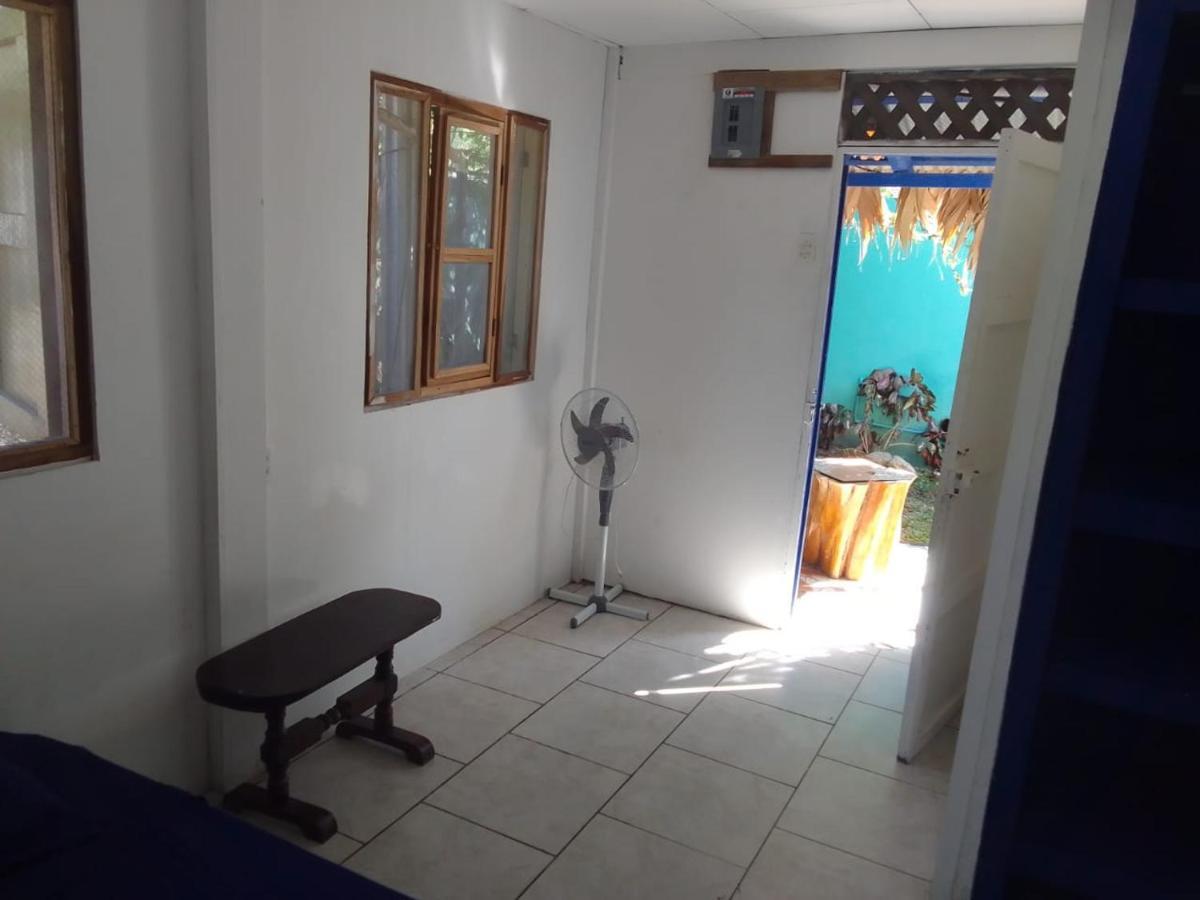 Готель Mar Caribe Pv Puerto Viejo de Talamanca Екстер'єр фото