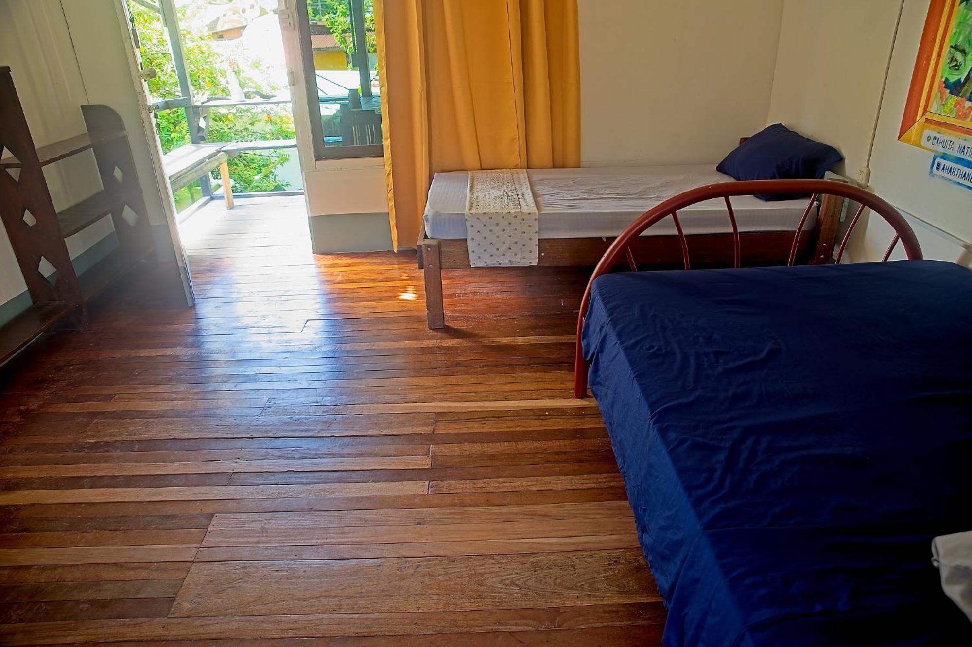 Готель Mar Caribe Pv Puerto Viejo de Talamanca Екстер'єр фото